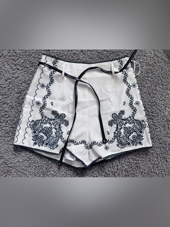 Commense Pants - NWT-Commense White High-Waist Shorts with Black Paisley Trim-Medium
